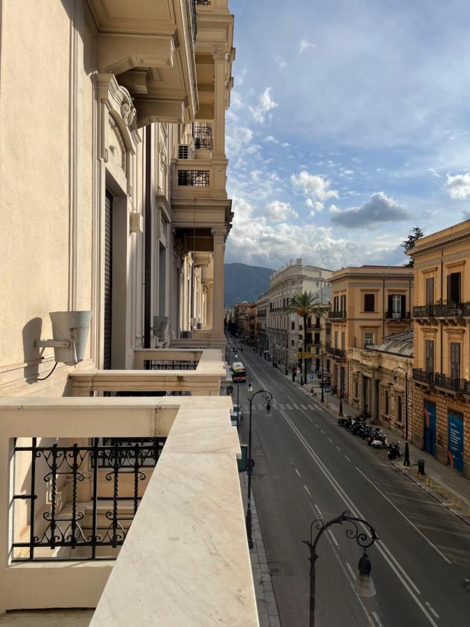 Arricria Room Suite Palermo Exteriör bild